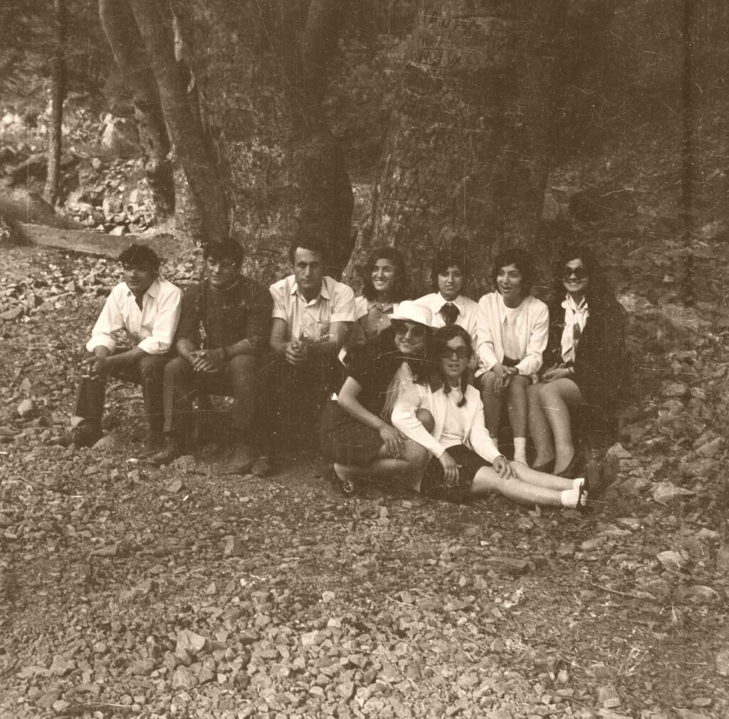 228062425_4018014634992851_5594912643484523761_n